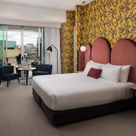 ホテル オヴォロ ザ バレー ブリスベン エクステリア 写真 A room at the hotel