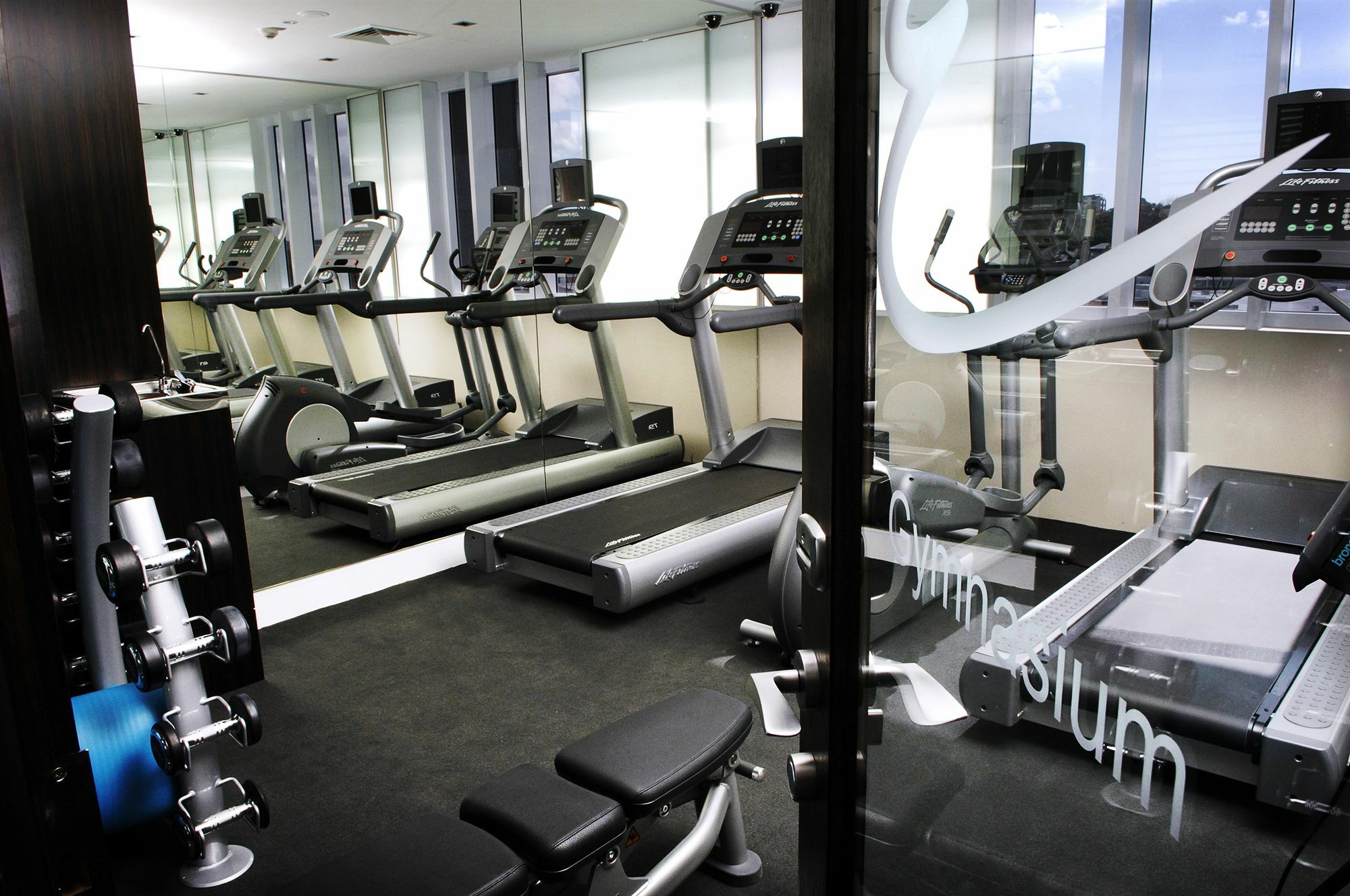 ホテル オヴォロ ザ バレー ブリスベン エクステリア 写真 A gym